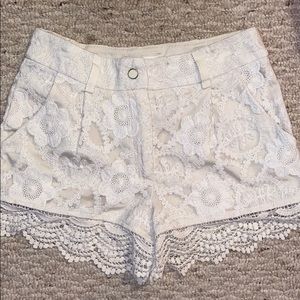 Tan chic shorts
